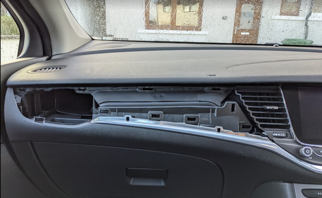 Vauxhall Astra And Flickering Infotainment Screen Issue Fix - NODE 12